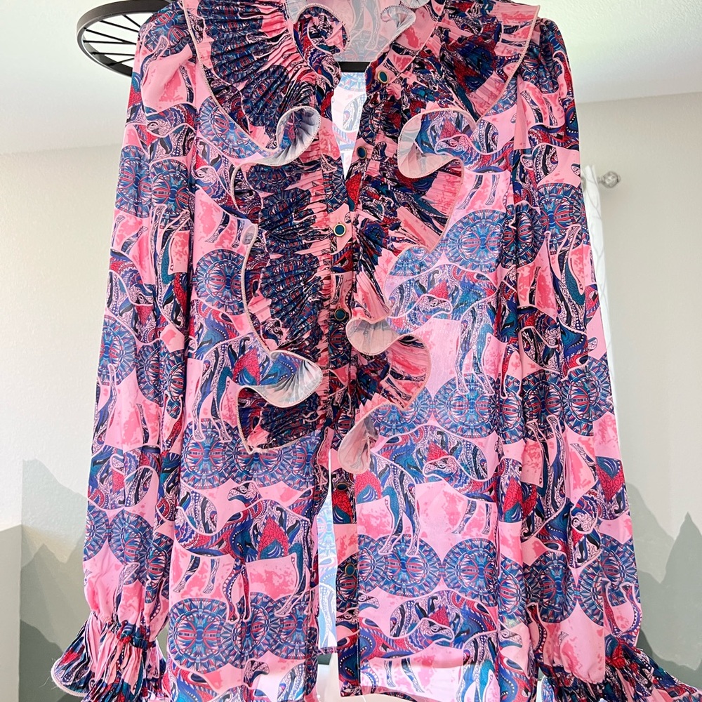 Beautiful print shirt